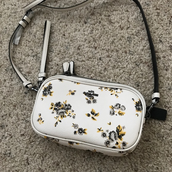 Coach Handbags - Coach Bag